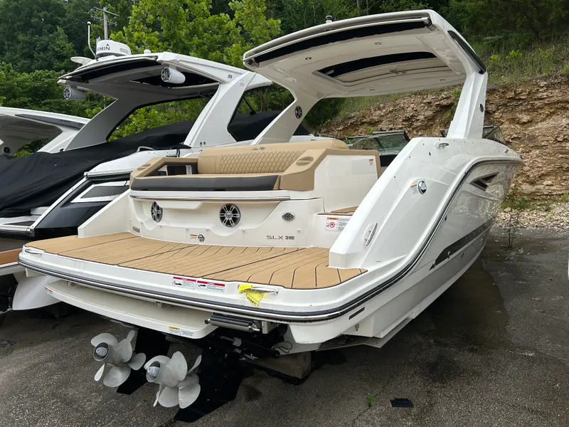Slide: The Image of Sea Ray 310 SLX 2024 - 2