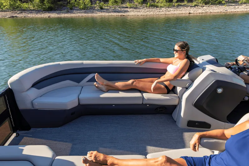 Slide: The Image of Barletta Cabrio 22 U 2026 - 1