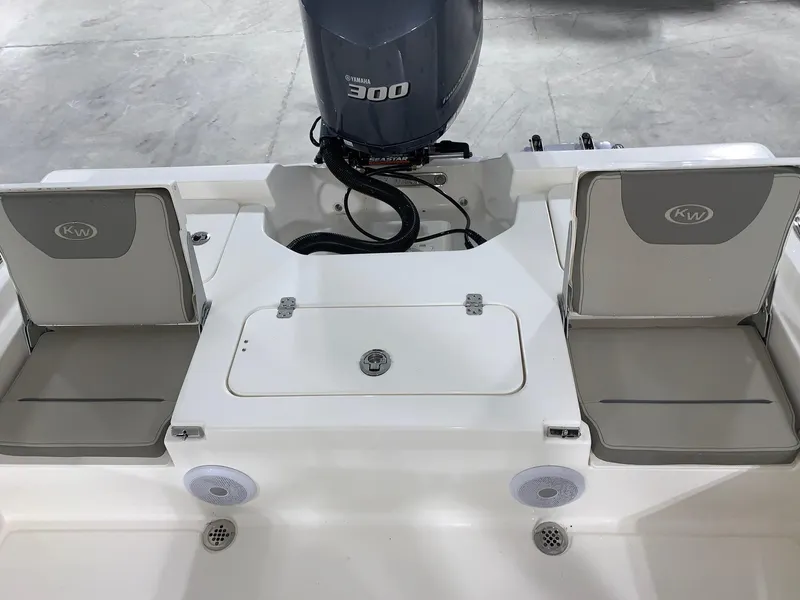 Slide: The Image of 2024 Key West 250 Bay Reef boat stern with Yamaha 300 engine. - 26