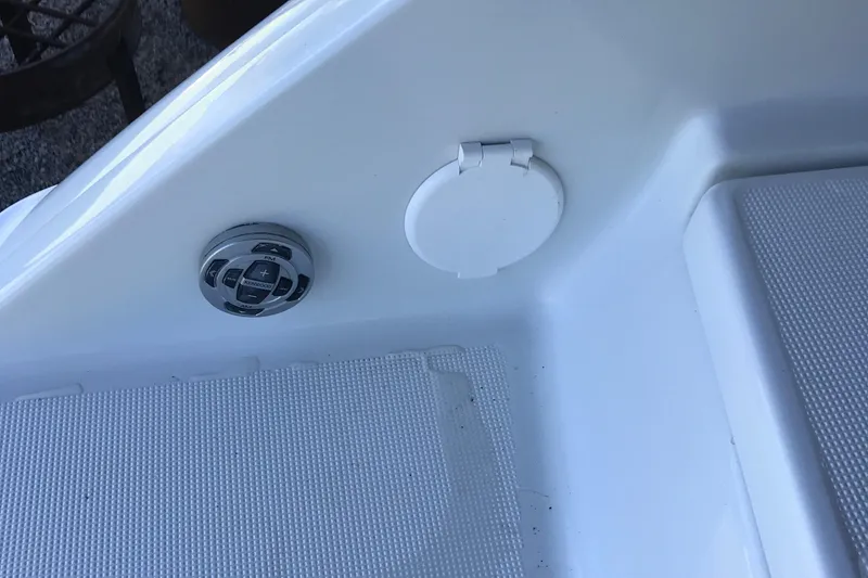 Slide: The Image of Engine Compartment - 38