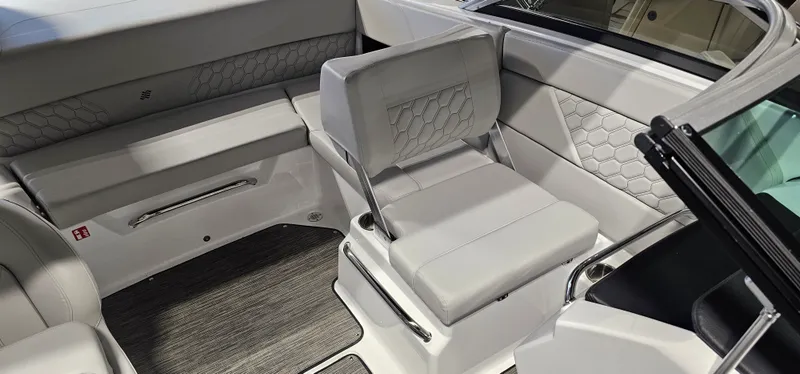 Slide: The Image of Four Winns H1 - FREEDOM 2026 - 10