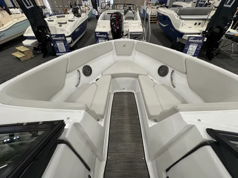 Slide: The Image of Four Winns H1 - FREEDOM 2026 - 20