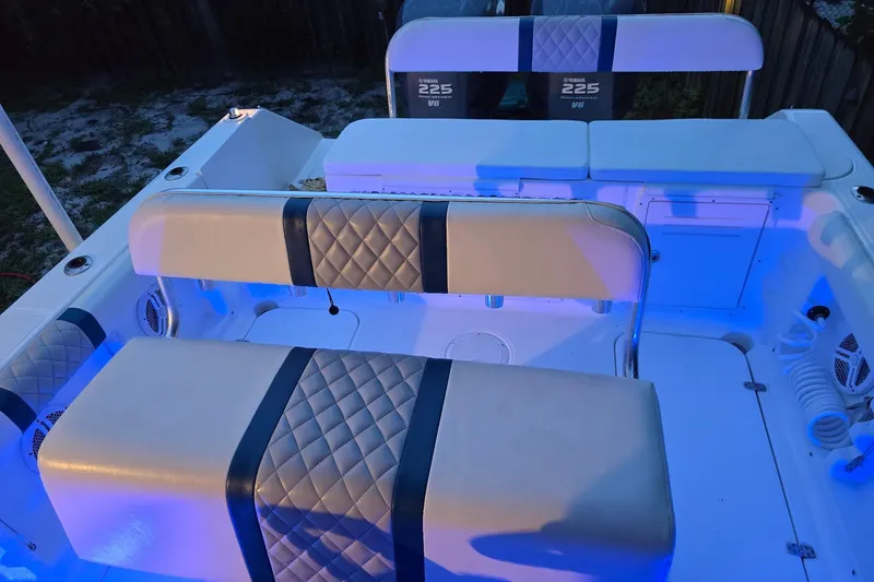 Slide: The Image of Cobia 312 Sport Cabin 2003 - 54