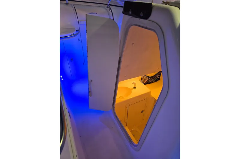 Slide: The Image of Cobia 312 Sport Cabin 2003 - 47