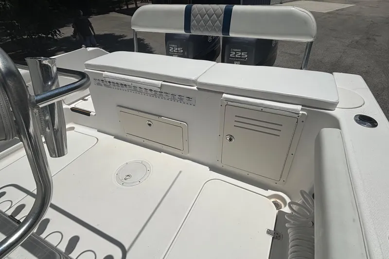 Slide: The Image of Cobia 312 Sport Cabin 2003 - 24