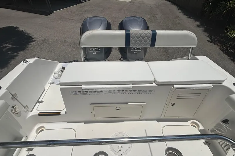 Slide: The Image of Cobia 312 Sport Cabin 2003 - 23