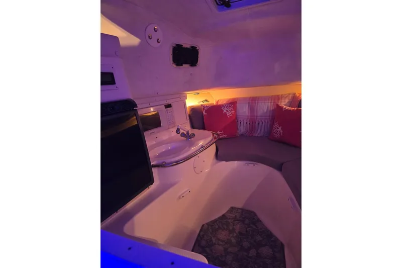 Slide: The Image of Cobia 312 Sport Cabin 2003 - 45