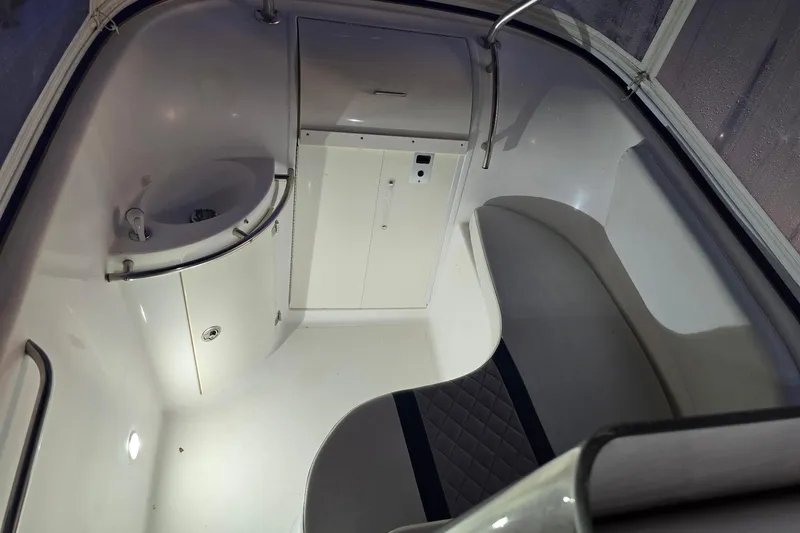 Slide: The Image of Cobia 312 Sport Cabin 2003 - 59