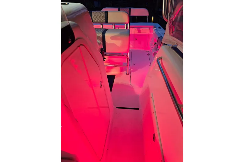 Slide: The Image of Cobia 312 Sport Cabin 2003 - 52