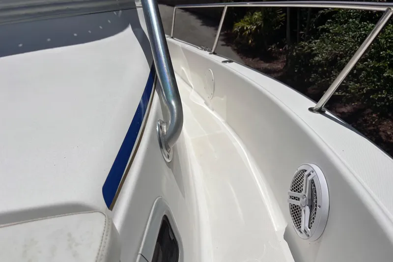 Slide: The Image of Cobia 312 Sport Cabin 2003 - 17