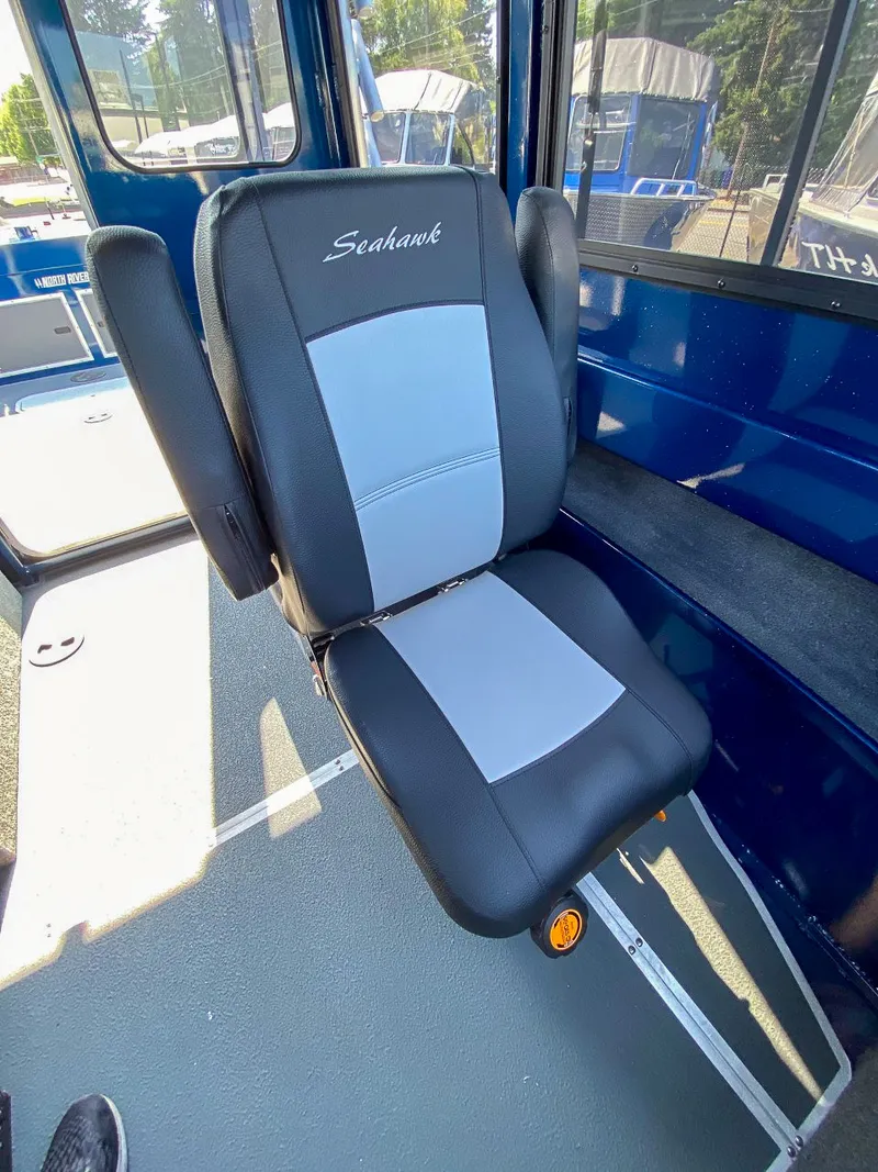 Slide: The Image of North River 24' Seahawk 2026 - 13