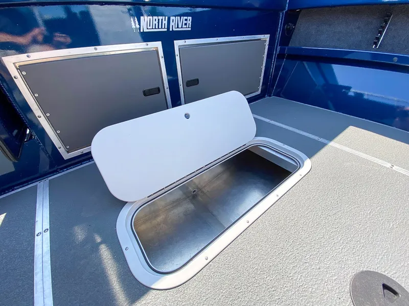 Slide: The Image of North River 24' Seahawk 2026 - 20