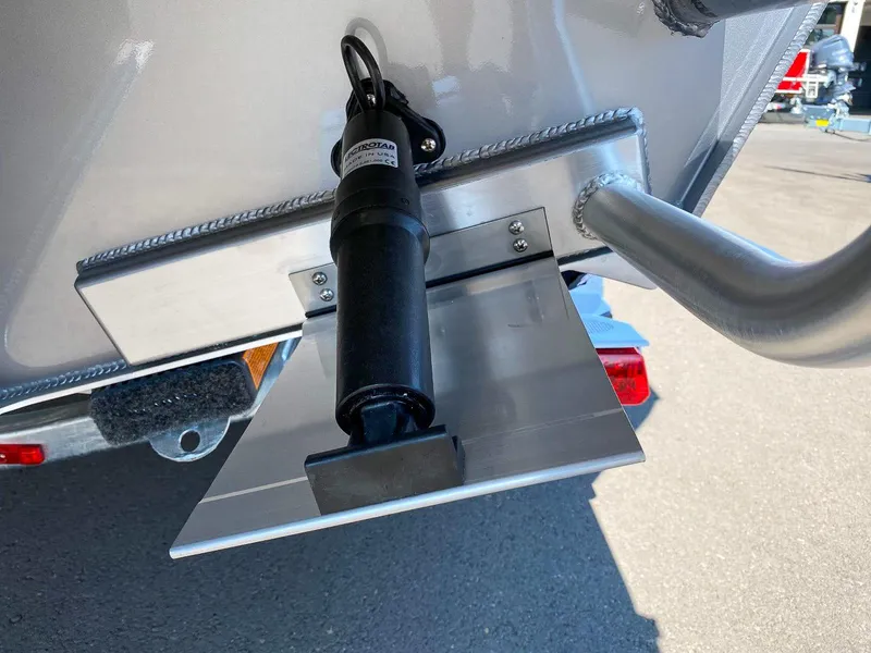 Slide: The Image of North River 24' Seahawk 2026 - 25