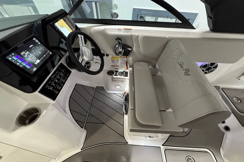 Slide: The Image of Sea Ray SDX 230 Surf 2026 - 11