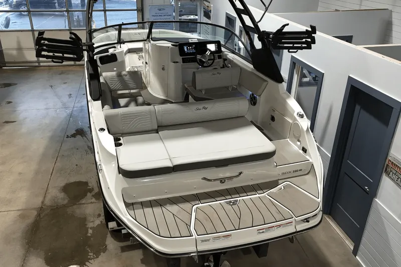 Slide: The Image of Sea Ray SDX 230 Surf 2026 - 5