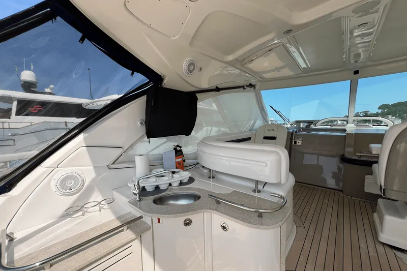 Slide: The Image of Sea Ray 48 Sundancer 2008 - 18