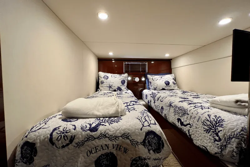 Slide: The Image of Sea Ray 48 Sundancer 2008 - 48