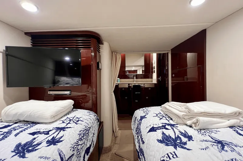 Slide: The Image of Sea Ray 48 Sundancer 2008 - 51