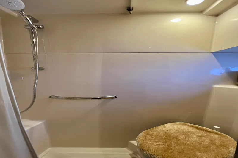 Slide: The Image of Sea Ray 48 Sundancer 2008 - 54