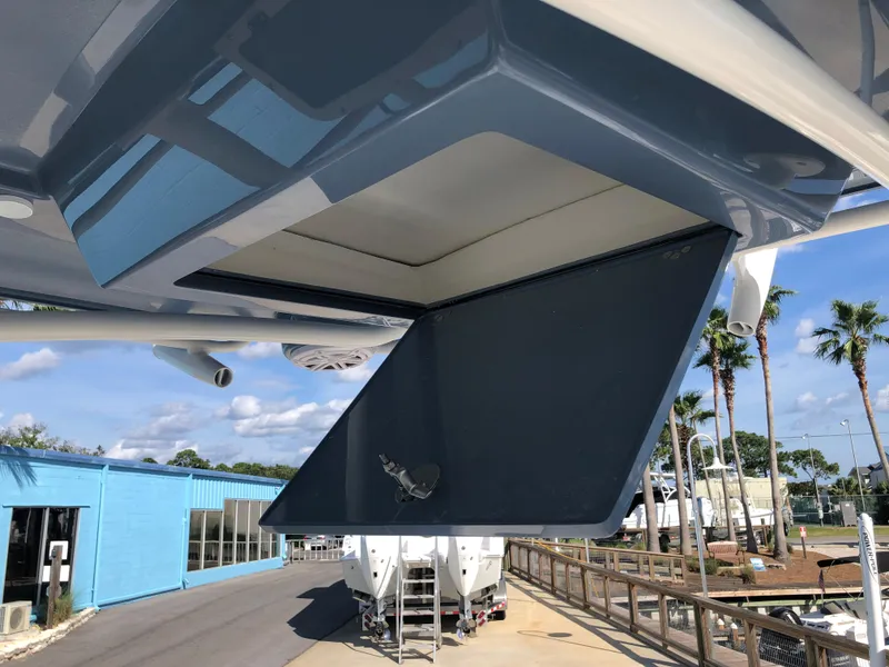 Slide: The Image of Ranger 2660 boat hatch open, showcasing modern design, 2025 model. - 37