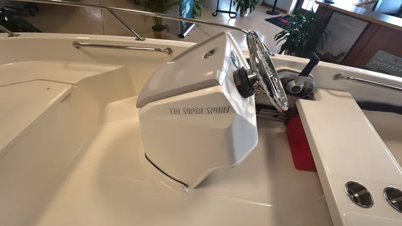 Slide: The Image of Boston Whaler 130 Super Sport 2026 - 8