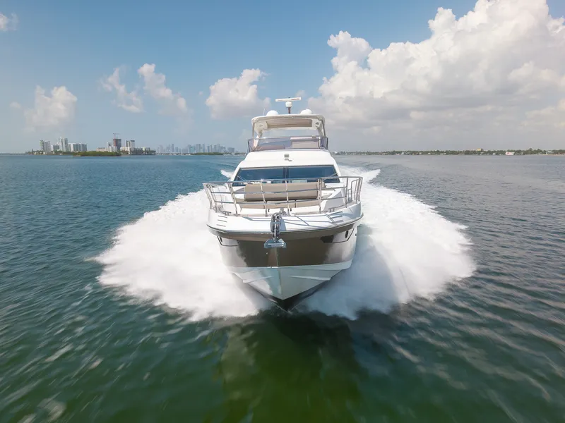 Slide: The Image of Azimut 60 Flybridge 2018 - 17