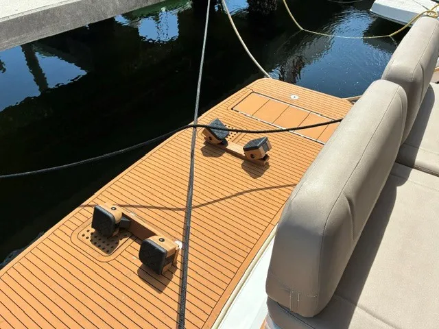 Slide: The Image of Bavaria 420 VITRESS FLY 2017 - 6