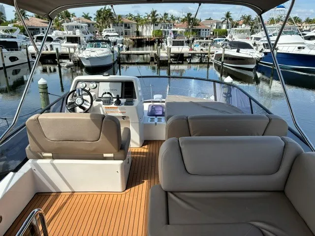 Slide: The Image of Bavaria 420 VITRESS FLY 2017 - 25