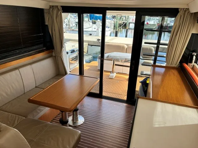 Slide: The Image of Bavaria 420 VITRESS FLY 2017 - 16