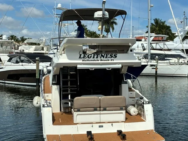 Slide: The Image of Bavaria 420 VITRESS FLY 2017 - 50