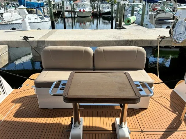 Slide: The Image of Bavaria 420 VITRESS FLY 2017 - 10