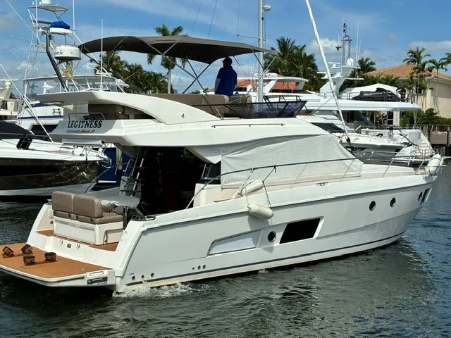 Slide: The Image of Bavaria 420 VITRESS FLY 2017 - 5