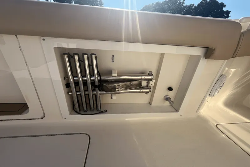 Slide: The Image of Scout 380 LXF 2020 - 20