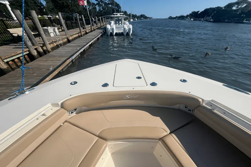 Slide: The Image of Scout 380 LXF 2020 - 32