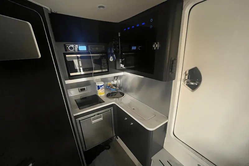 Slide: The Image of Scout 380 LXF 2020 - 58