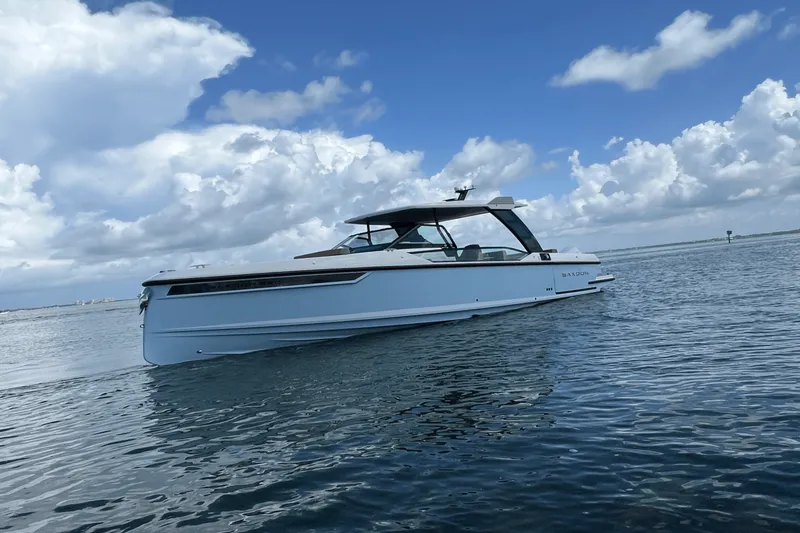 Slide: The Image of Saxdor 320 GTO 2025 - 11