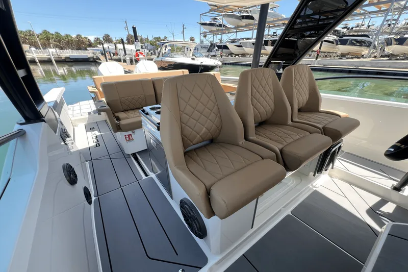 Slide: The Image of Saxdor 320 GTO 2025 - 29