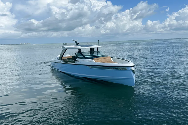 Slide: The Image of Saxdor 320 GTO 2025 - 7