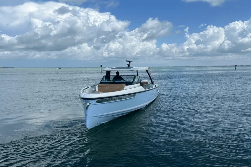 Slide: The Image of Saxdor 320 GTO 2025 - 9