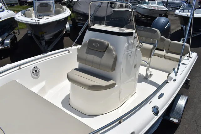Slide: The Image of Key West Boats 189 FS 2023 - 15