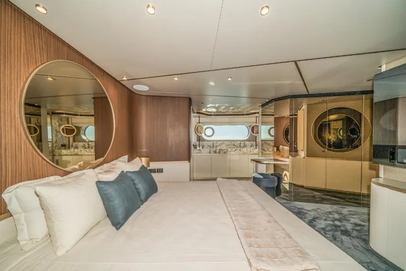 Slide: The Image of Azimut Magellano 25M 2023 - 61