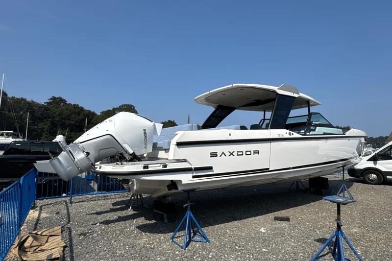 Slide: The Image of Saxdor 320 GTO 2025 - 1