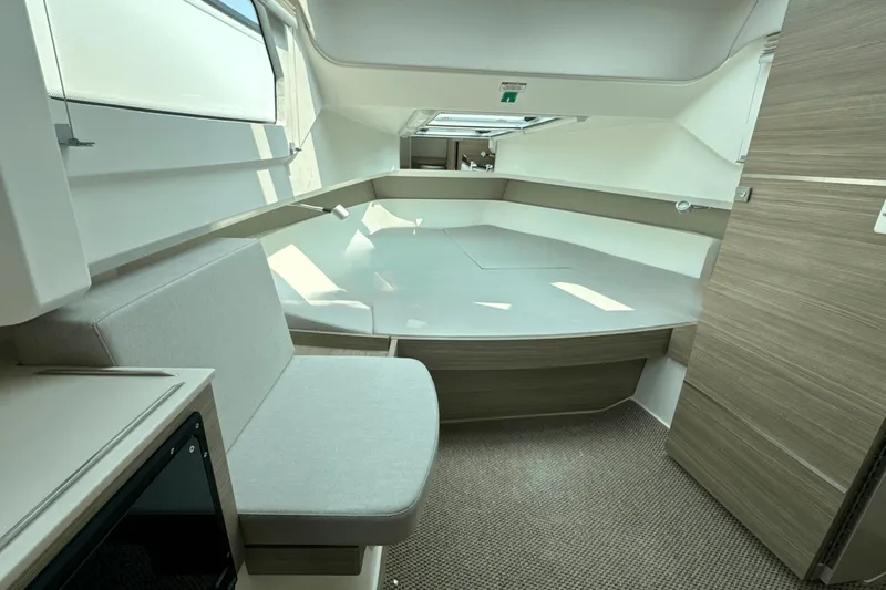 Slide: The Image of Saxdor 320 GTO 2025 - 32