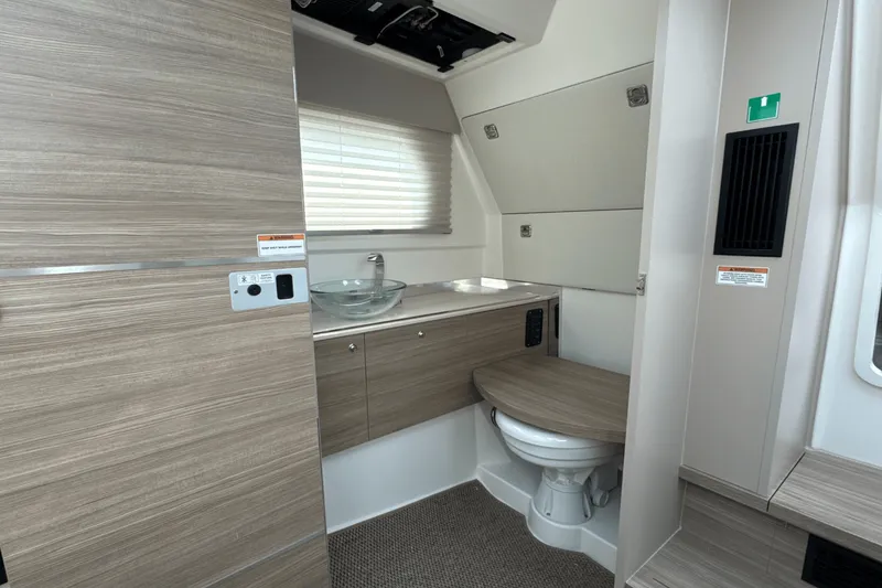 Slide: The Image of Saxdor 320 GTO 2025 - 34