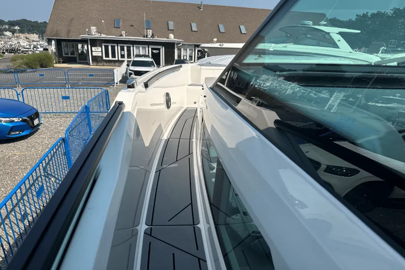 Slide: The Image of Saxdor 320 GTO 2025 - 40