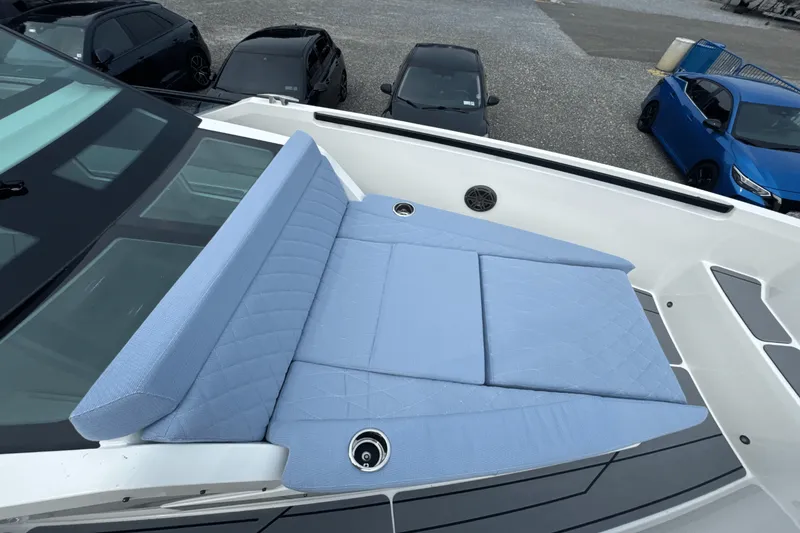 Slide: The Image of Saxdor 320 GTO 2025 - 43