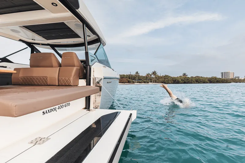 Slide: The Image of Saxdor 400 GTO 2025 - 20