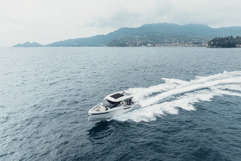 Slide: The Image of Saxdor 400 GTO 2025 - 71