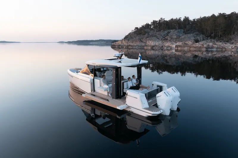 Slide: The Image of Saxdor 400 GTO 2025 - 96