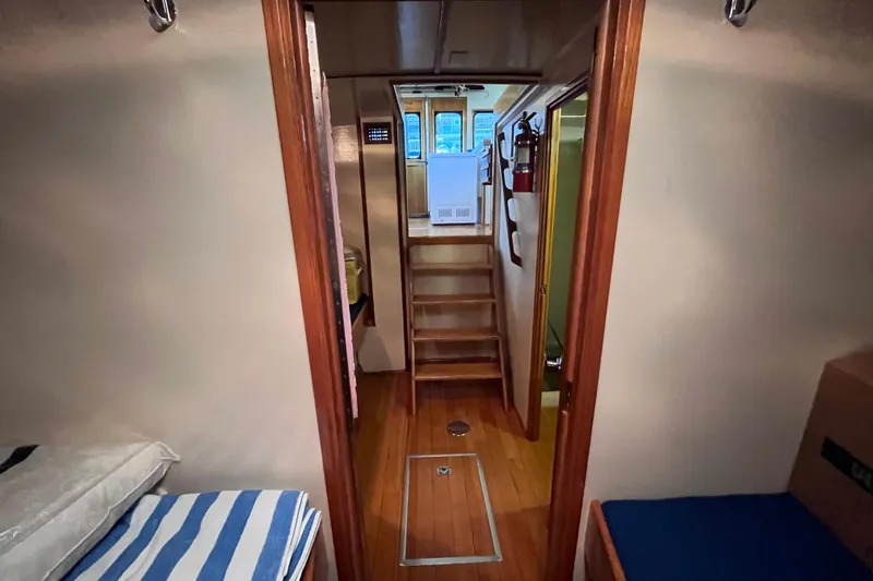 Slide: The Image of Breaux Brothers 44 CUSTOM SPORTFISH 1989 - 38